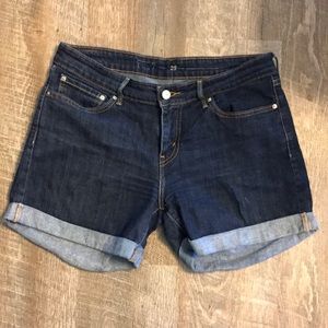 Levi blue jean shorts